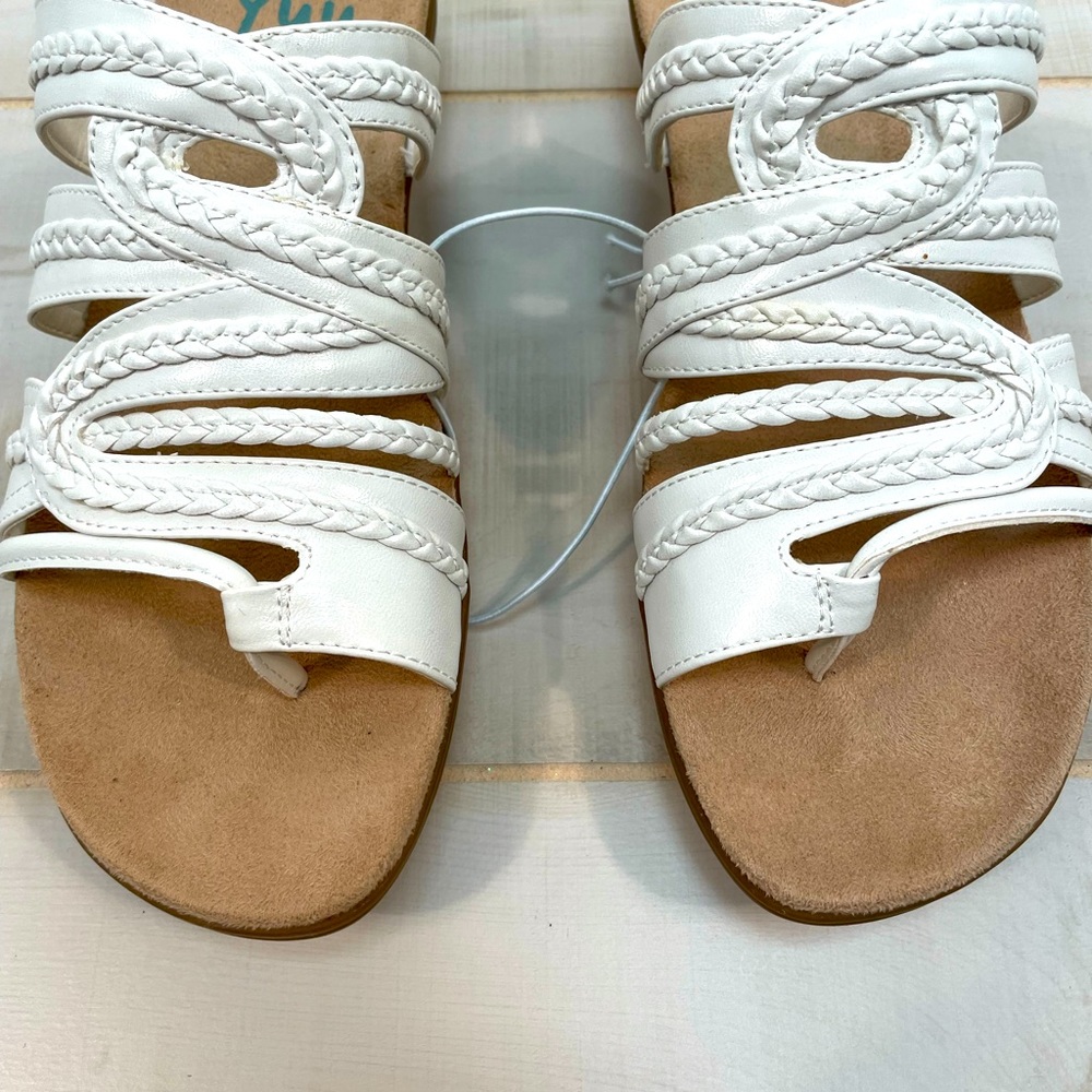 Yuu NIB Dansa White Thong Mule Sandals 7 - Picture 5 of 10